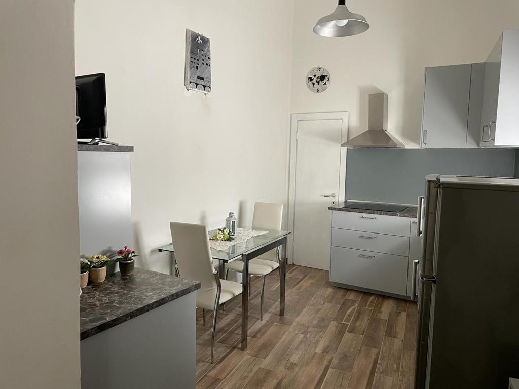 Al Vecchio Mulino Apartment Ластра а Синя Екстериор снимка
